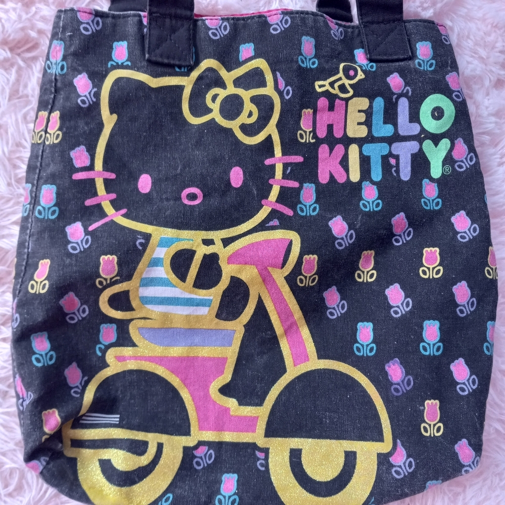 Sold @popup! Vintage Loungefly y2k hello kitty X sanrio tote! GUC Thick material - Picture 2 of 8